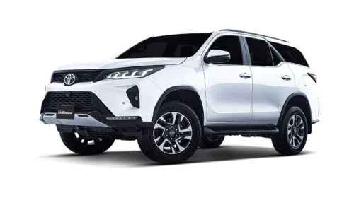 Rent-a-toyota-fortuner-in-lahore-from-royal-motors