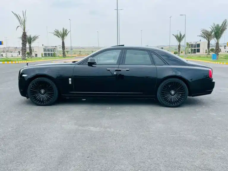 rolls royce price in pkr