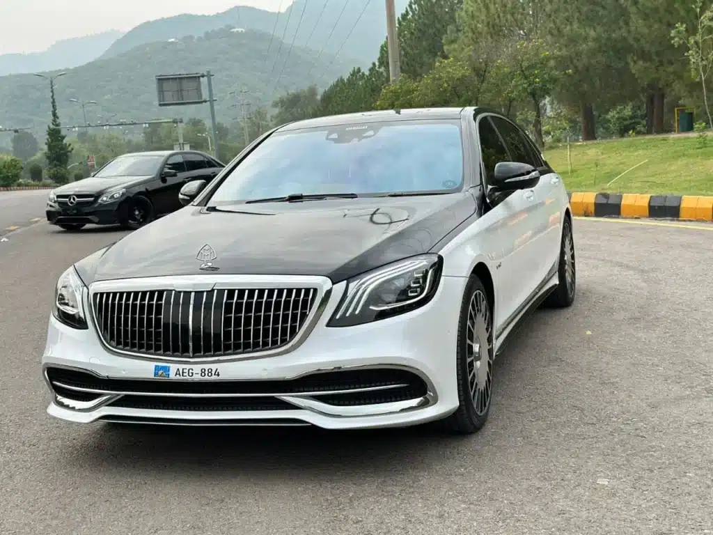 Rent a Mercedes Maybach S-Class