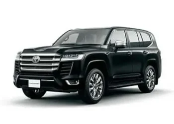 Rent a Toyota Land Cruiser V8